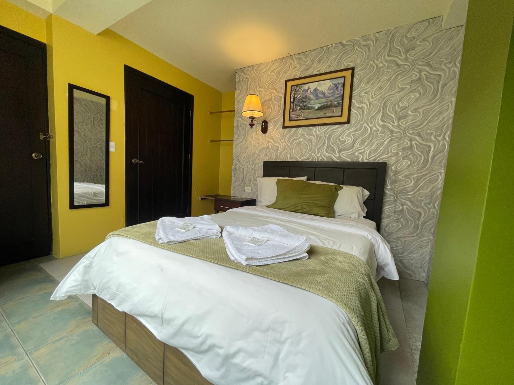 La Chimenea Casa De Piedad Hotel Banos  Ngoại thất bức ảnh
